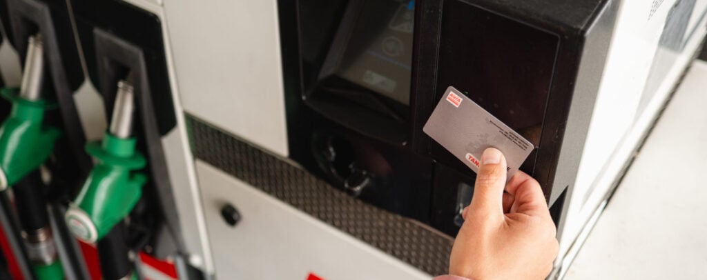 Betalen met de AVIA Card | AVIA Marees