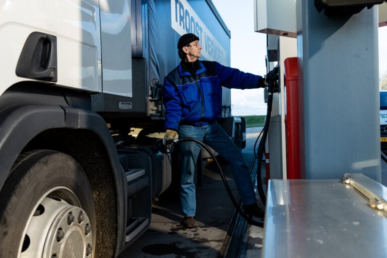 Vrachtwagen tanken | AVIA Marees